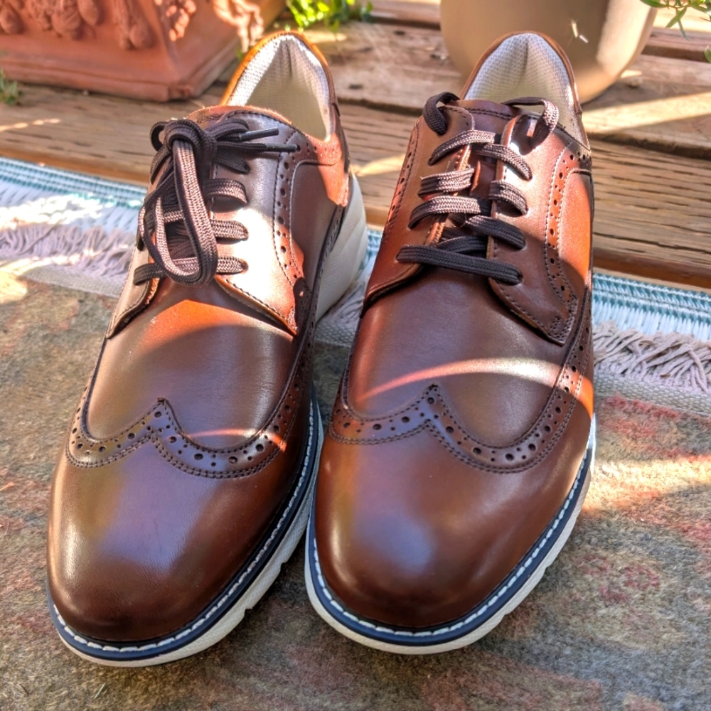 Men's Florsheim Frenzi Wingtip Oxford Cognac Leather Dress Shoe 10M New